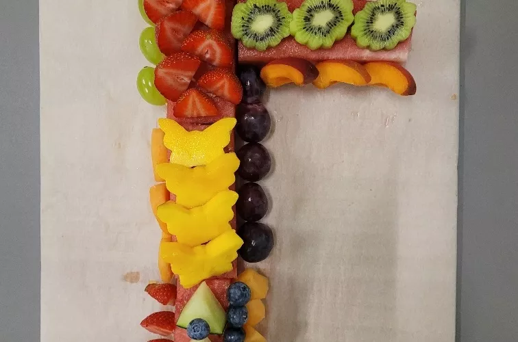 LETTER FRUIT F