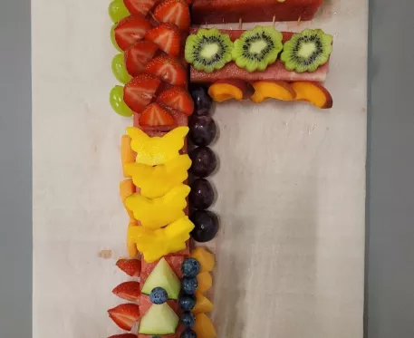 LETTER FRUIT F